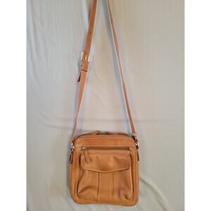 Fossil Brown Leather Crossbody Messenger Bag Purse Pockets Adj Strap